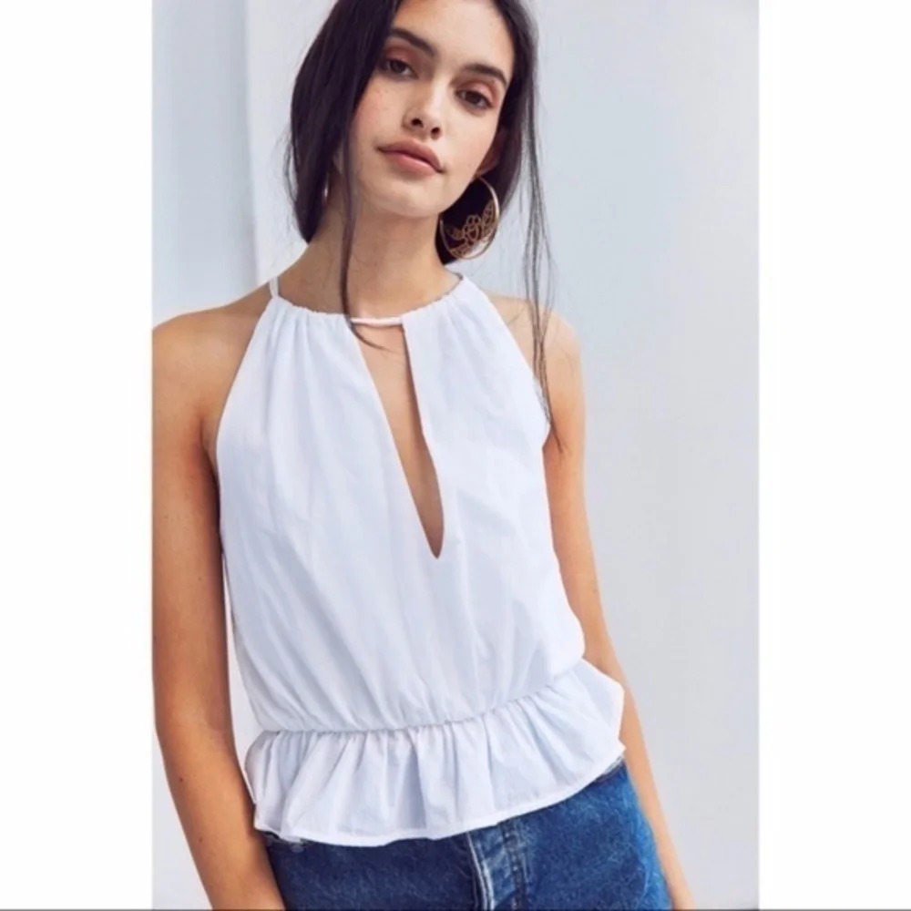 Ecote White Peplum Keyhole Top L